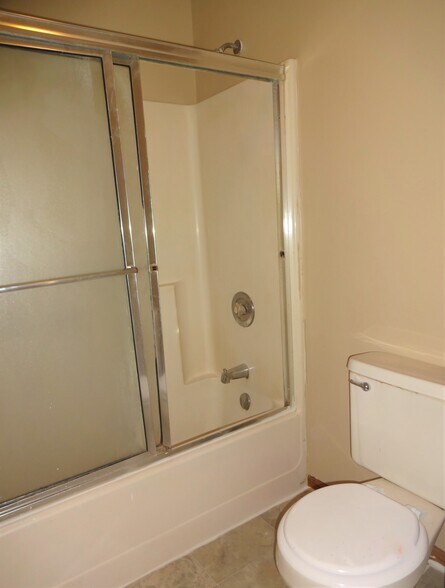 Building Photo - 2825 56th St NW