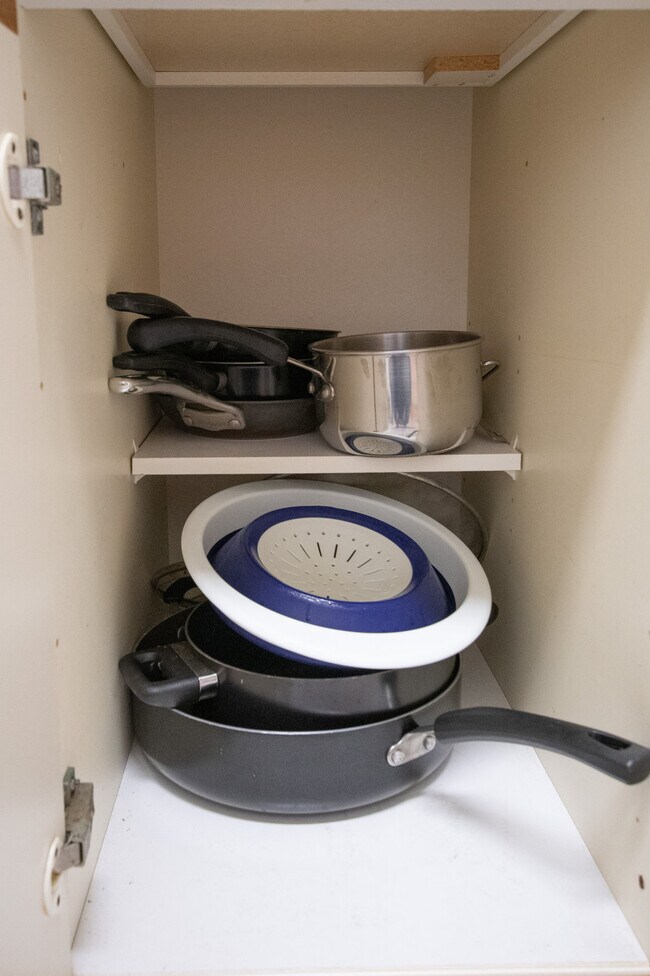 Building Photo - 1000 Cove Cay Dr