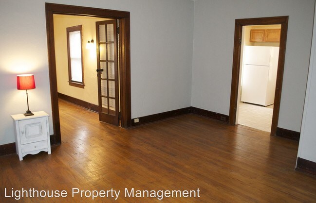 Building Photo - 224 Lyon St NE