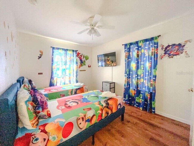 Building Photo - 241 Vista Loop