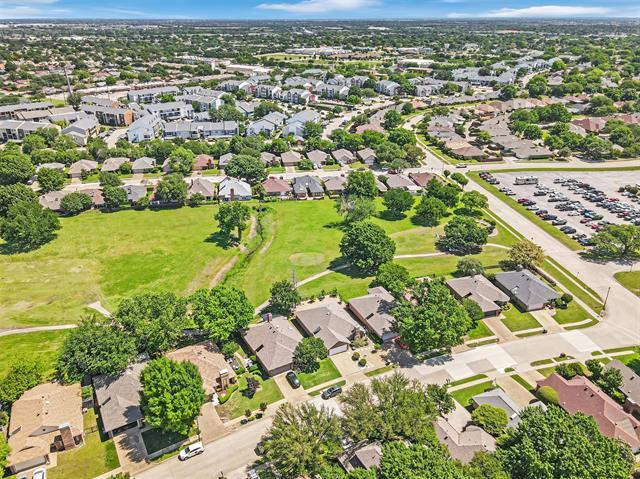 Building Photo - 2718 Laurel Oaks Dr