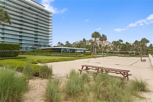 Building Photo - 350 Ocean Dr