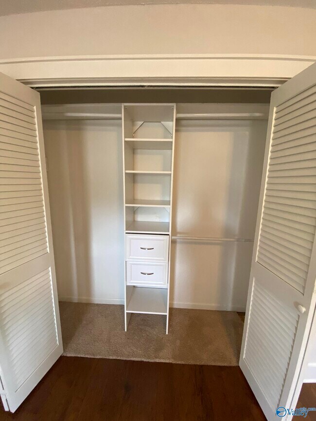 Building Photo - 12122 Chicamauga Trail SE