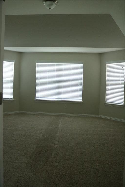 Building Photo - 913 Wolcott Dr