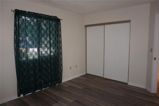 Building Photo - 10961 SW 84th Ave