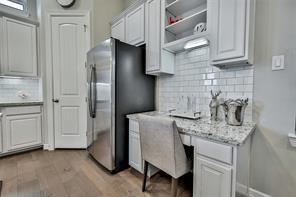 Building Photo - 13406 Stoneleigh Terrace Dr