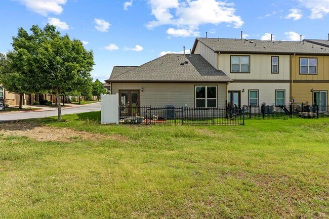 Building Photo - 1900 Little Elm Trail