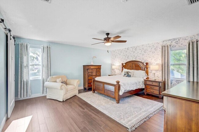Building Photo - 4710 Stearns Rd