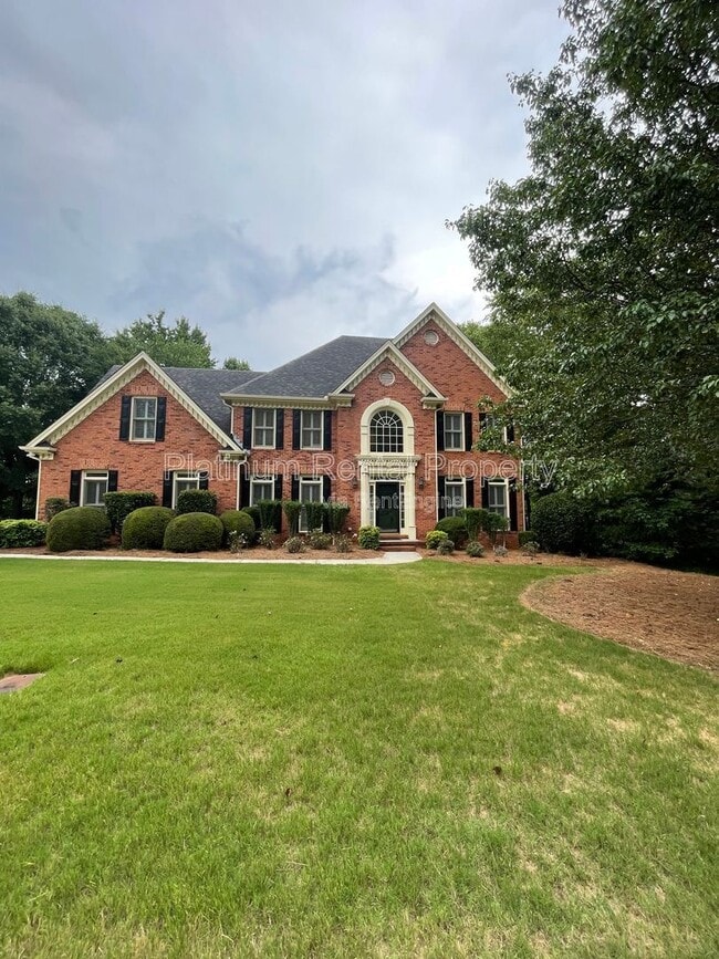 Building Photo - 870 Ingleside Dr