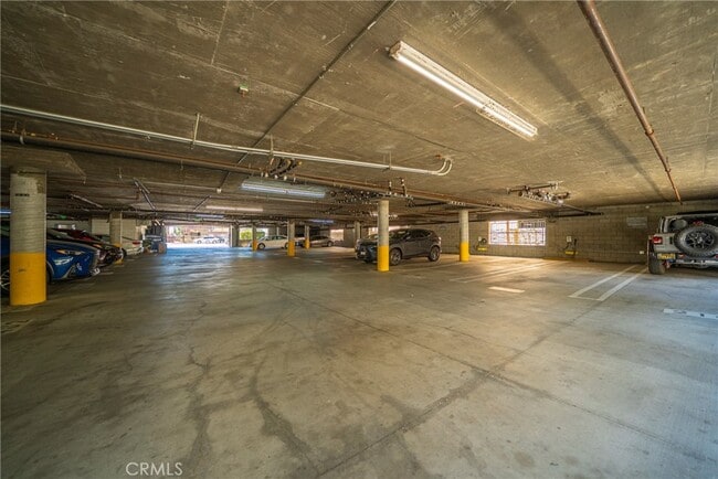 Building Photo - 13941 Sherman Way