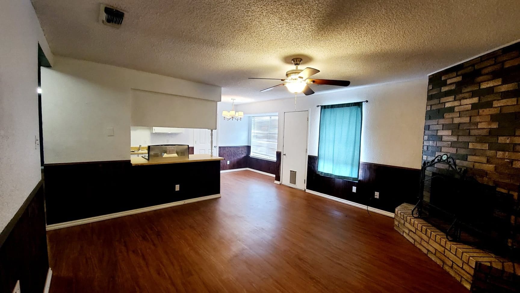 Building Photo - 4016 Eastridge Dr