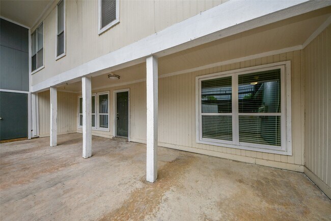 Building Photo - 781 Country Pl Dr