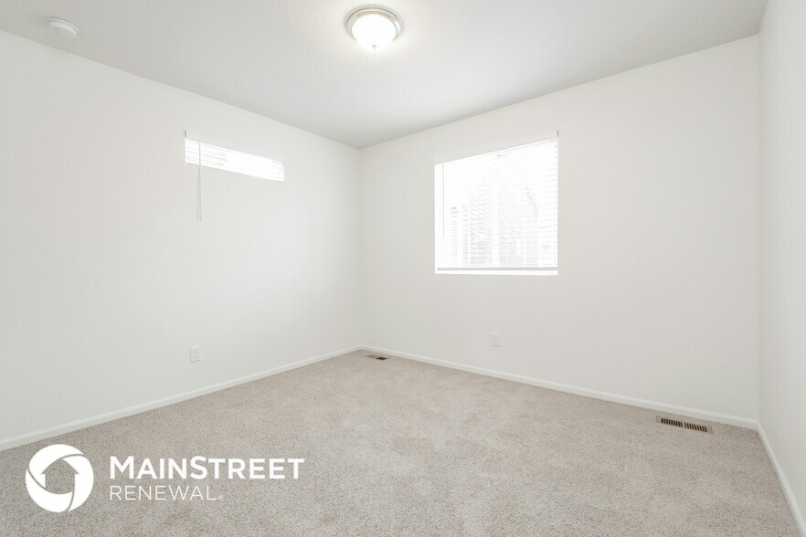 Building Photo - 5383 N Andes St