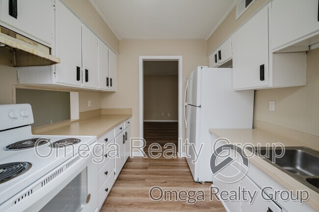 Building Photo - 3382 McGehee Rd