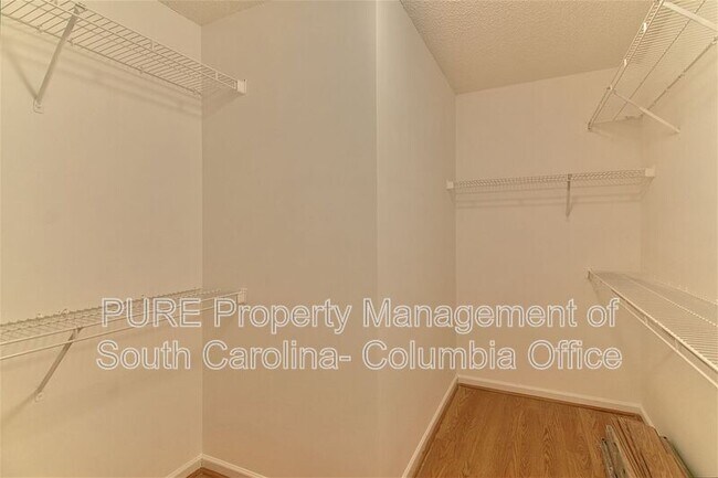 Building Photo - 20 Sugar Maple Ct