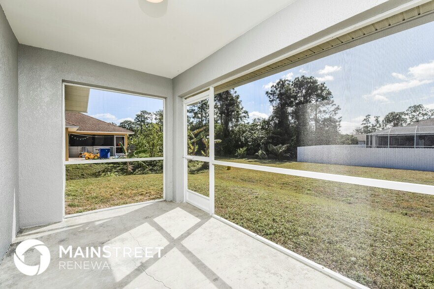 Building Photo - 3317 20th St W