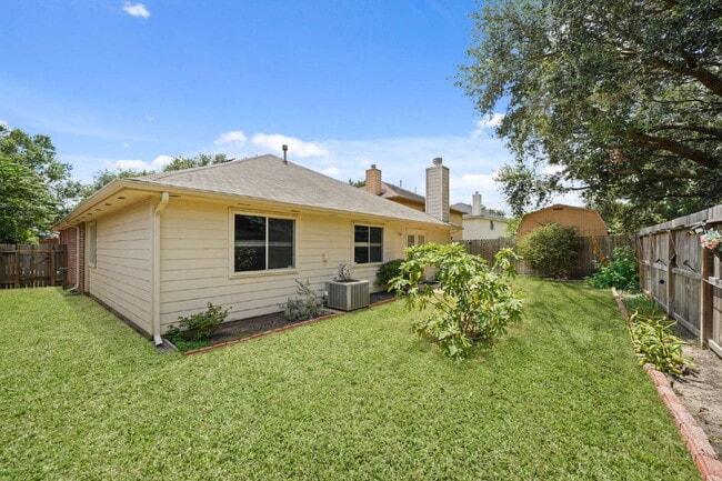 Building Photo - 19322 Cactus Rose Dr