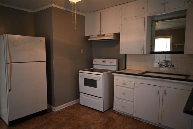 Building Photo - 3402 Grant St