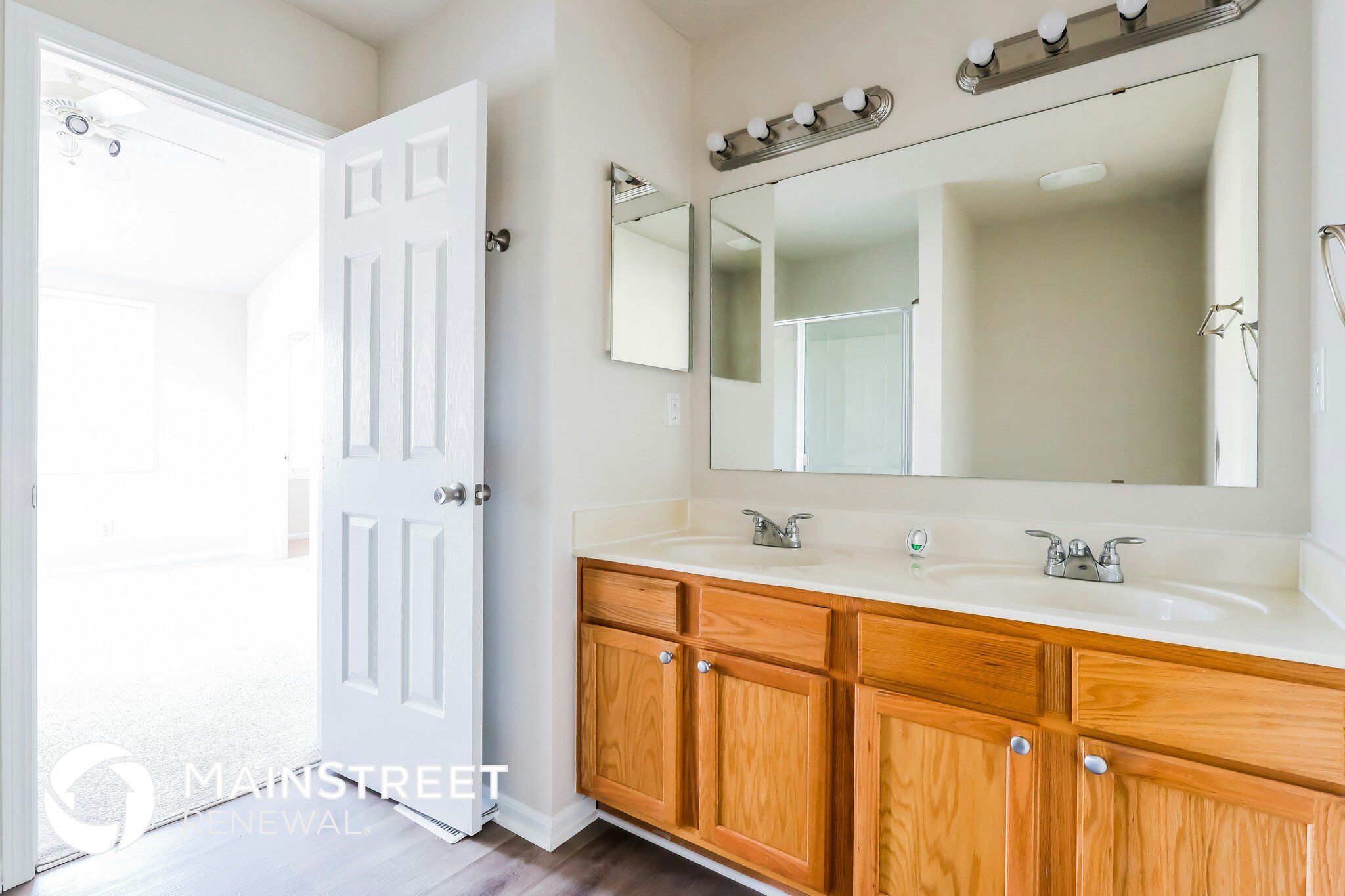 Building Photo - 10201 Red Clover Ct