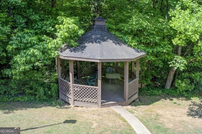 Building Photo - 1603 Huntingdon Chase
