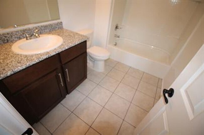 Building Photo - STUNNING 4-Bedroom + Den Home in Gladden Farms!!!!! SOLAR PANELS!!!