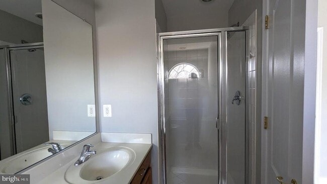 Building Photo - 12950 Tonka Ct