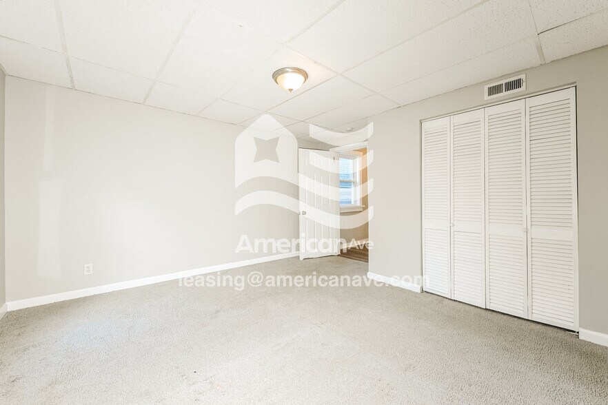 Building Photo - 13 Maytide St