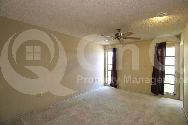 Building Photo - 10733 W Loma Blanca Dr
