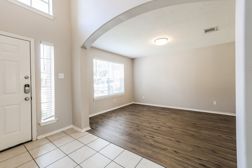 Building Photo - 7411 Telico Jct Ln