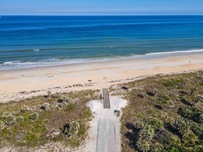 Building Photo - 67 Kashmir Trail