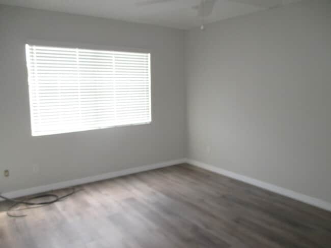 Building Photo - 106 Lake Evelyn Dr