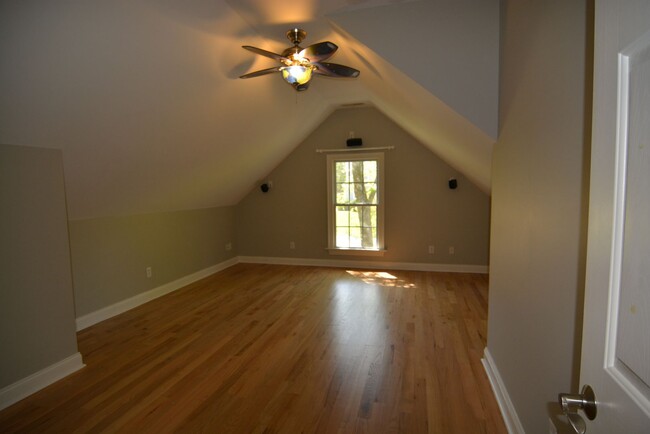 Building Photo - Beautiful, spacious home in The Preserve