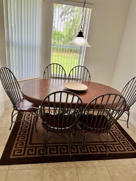 Building Photo - 2931 Benton Ln