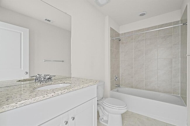 Building Photo - 388 Arbor Hills