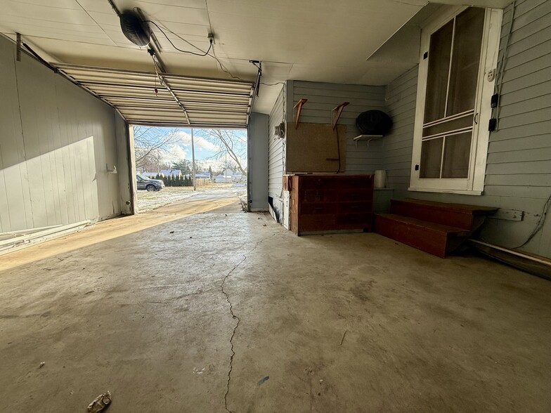 Garage - 107 Clark St