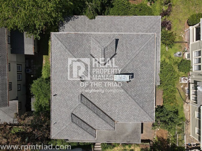 Building Photo - 1224 Glade St NW