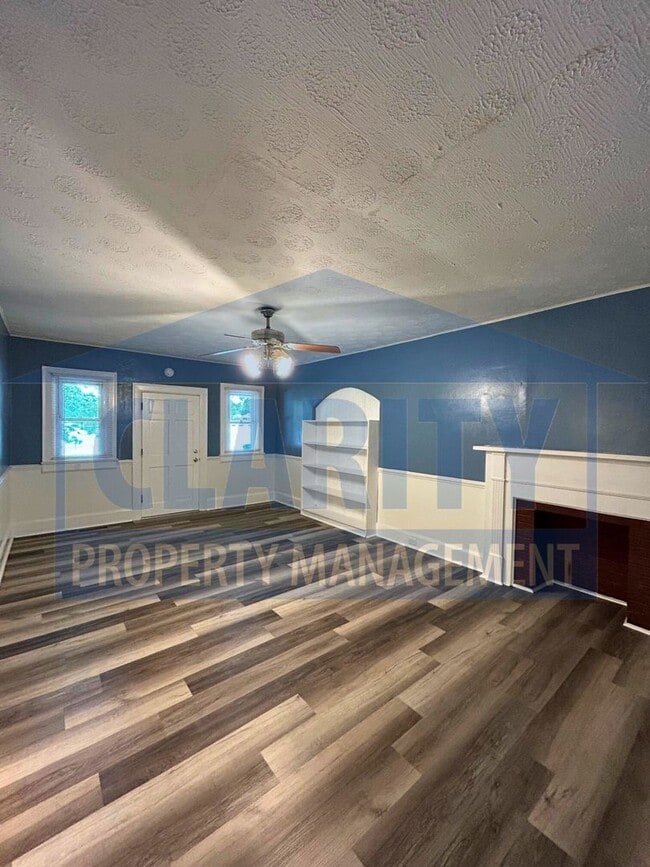 Building Photo - 2 bedroom apartment next to Lee University...