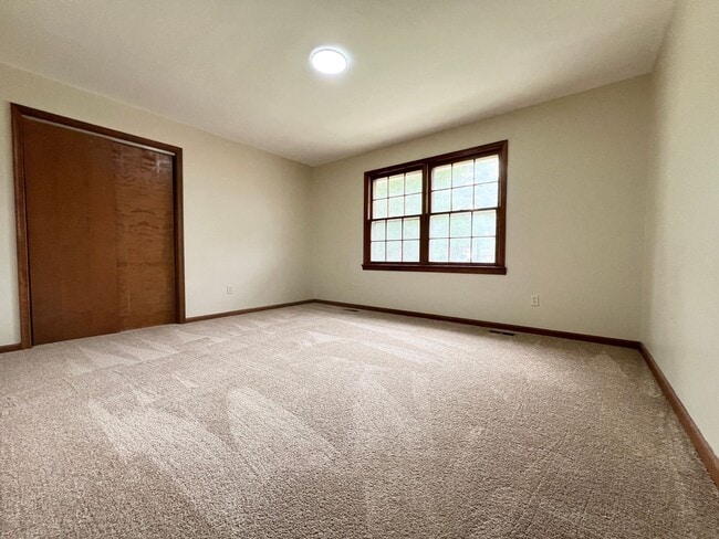 Building Photo - 3bdr 2bth home in the heart of Poquoson