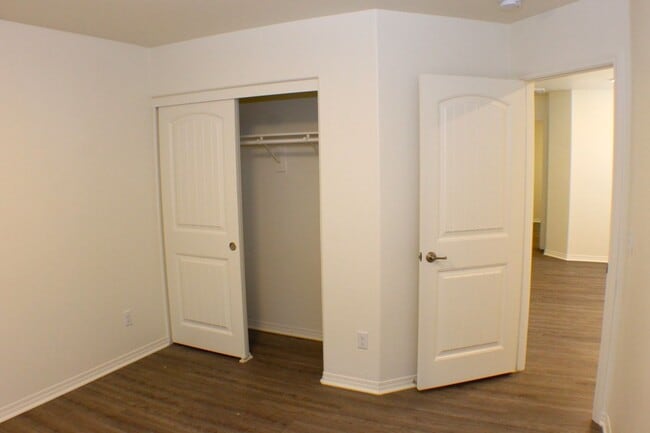 Building Photo - Stunning Redlands Home For Rent