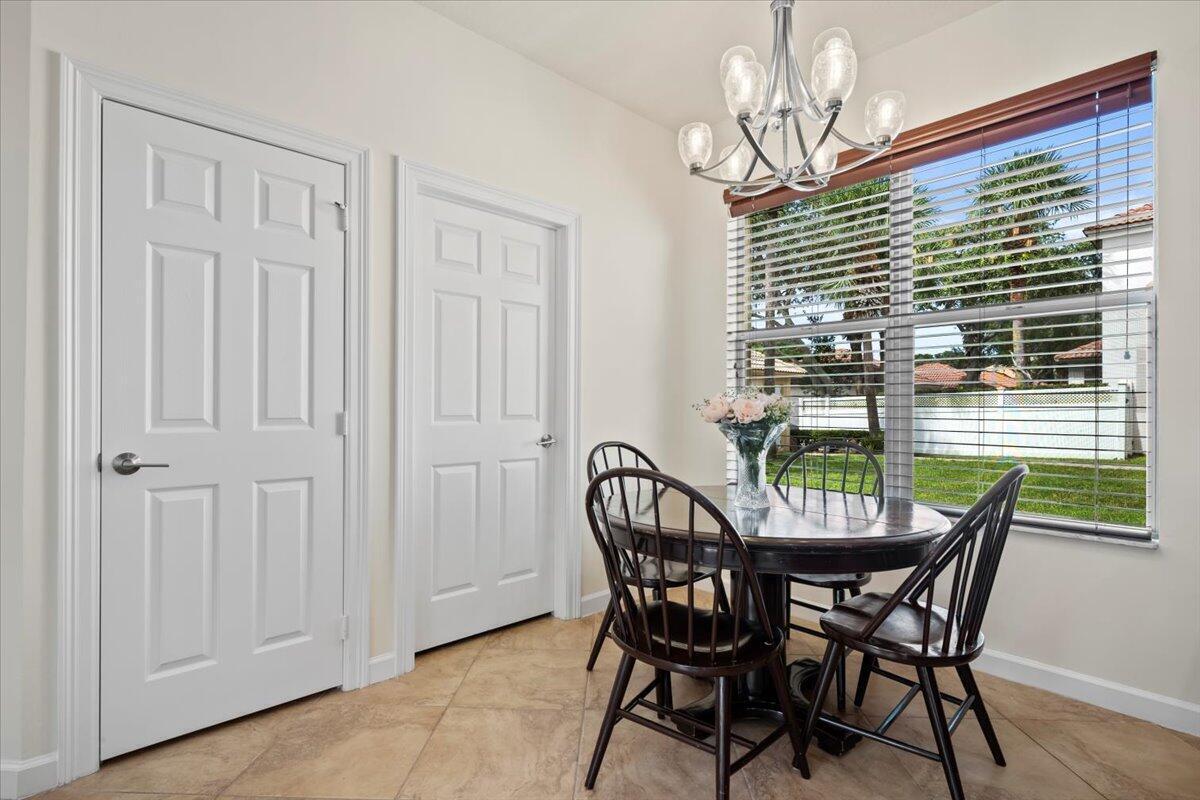 Building Photo - 8203 Calterra Dr