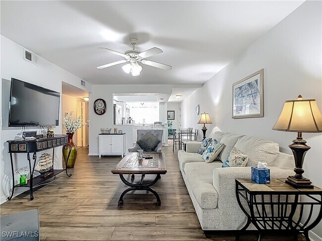 Building Photo - 28221 Pine Haven Way