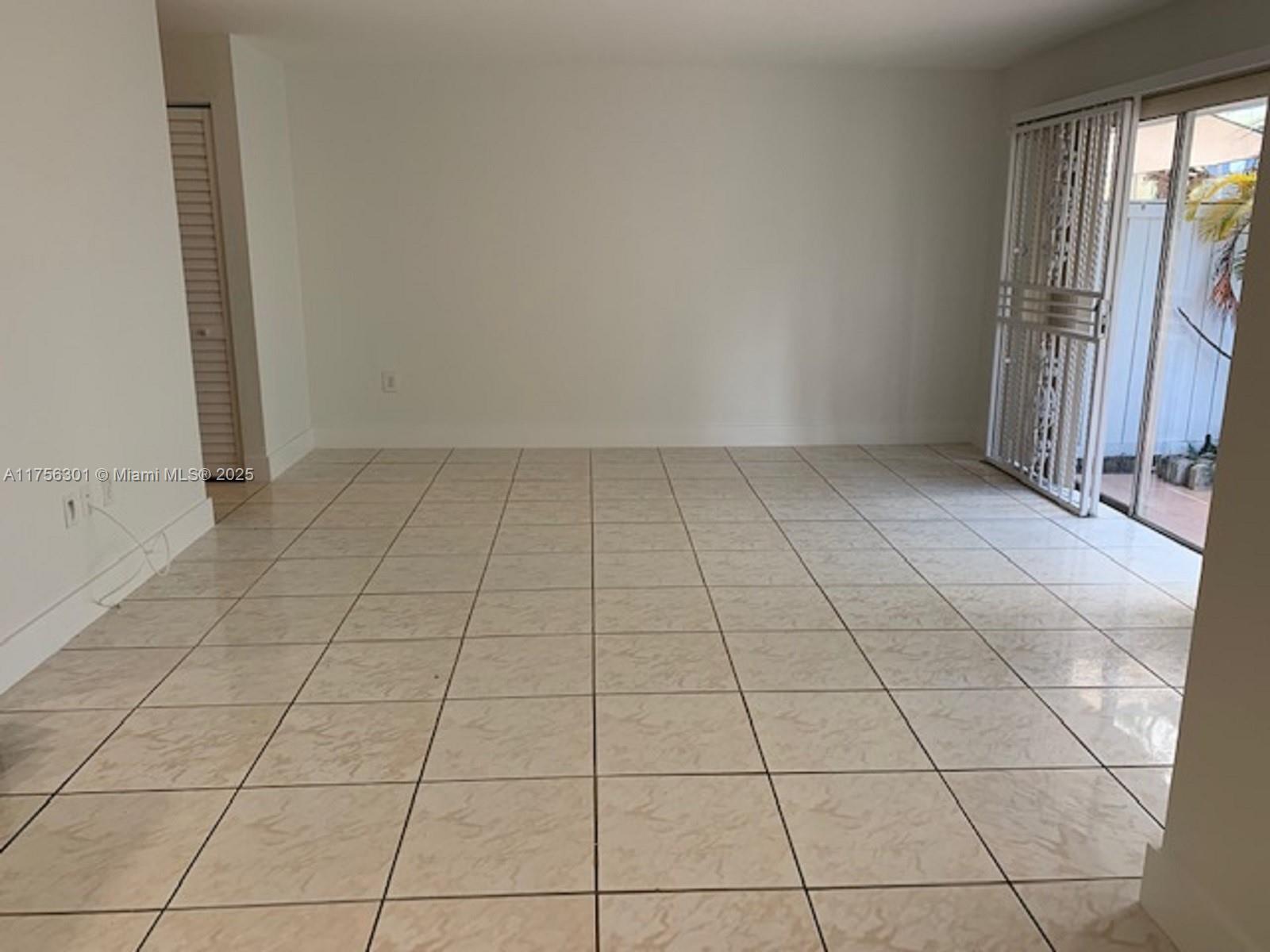 Building Photo - 4560 SW 68th Court Cir