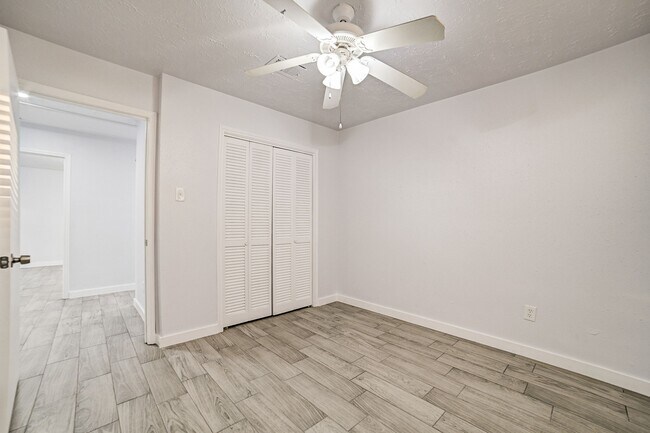 Building Photo - 3918 Cypressdale Dr