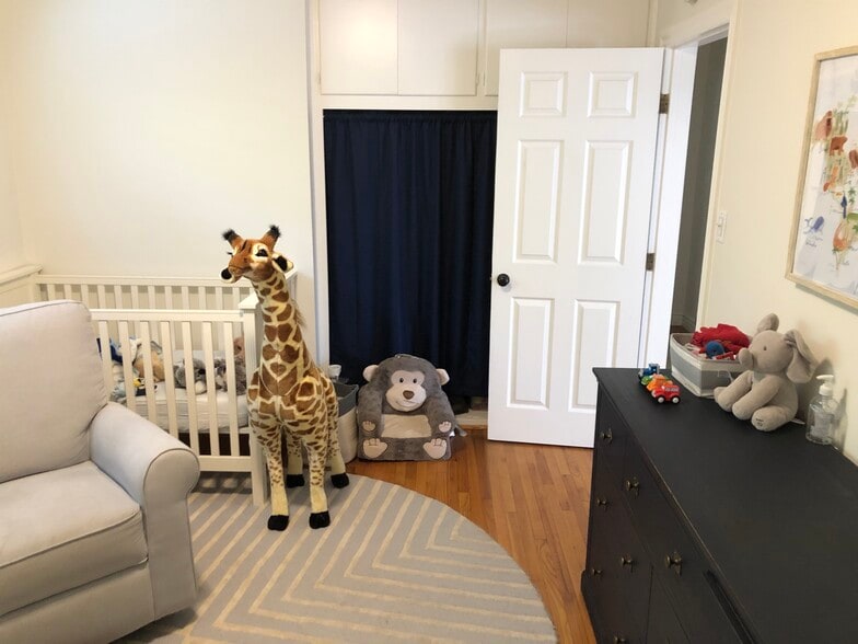 2nd Bedroom - 5507 Noble Ave