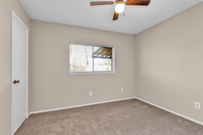 Building Photo - 4627 Hickorygate Dr