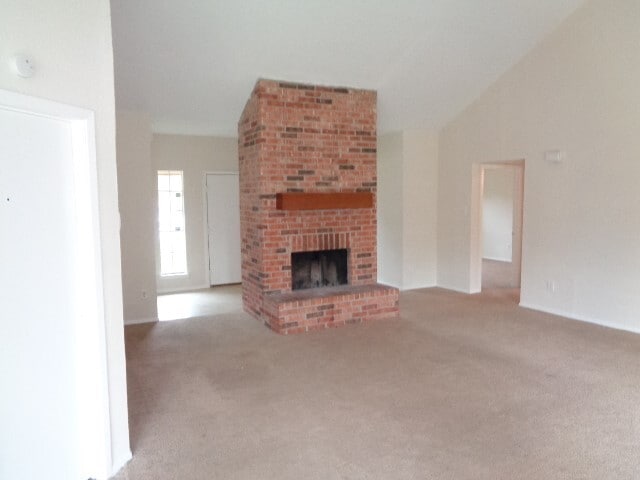 Building Photo - 10211 Golden Sunshine Dr