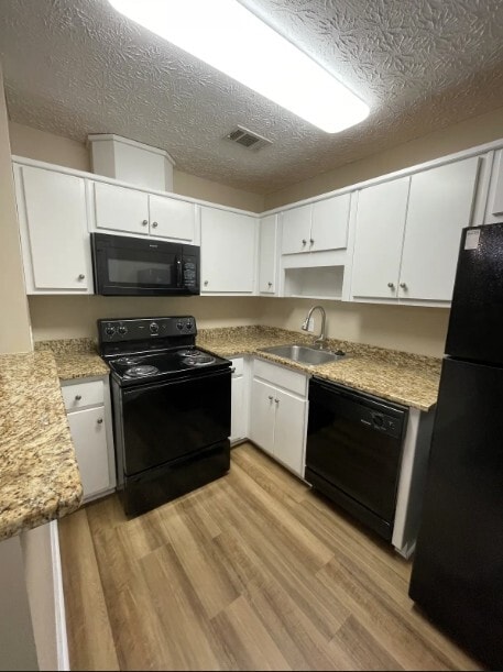 Building Photo - Wildwood Apartment Homes