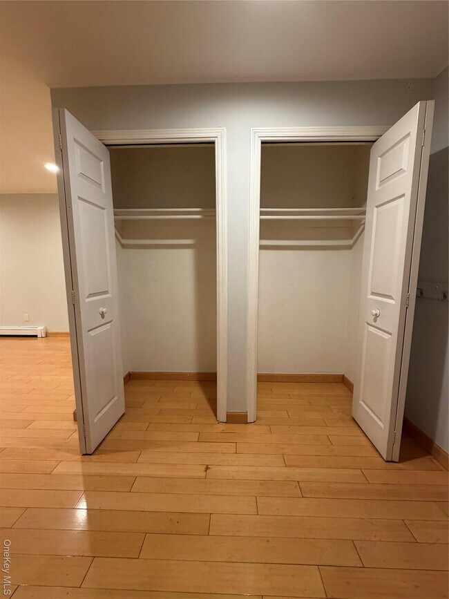 Building Photo - 508 Central Park Ave