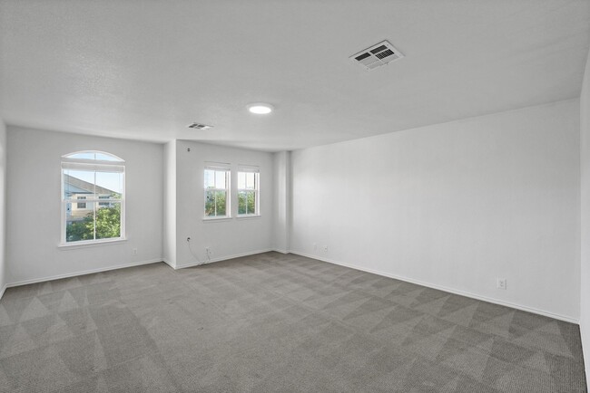 Building Photo - 11526 Wayward Daisy