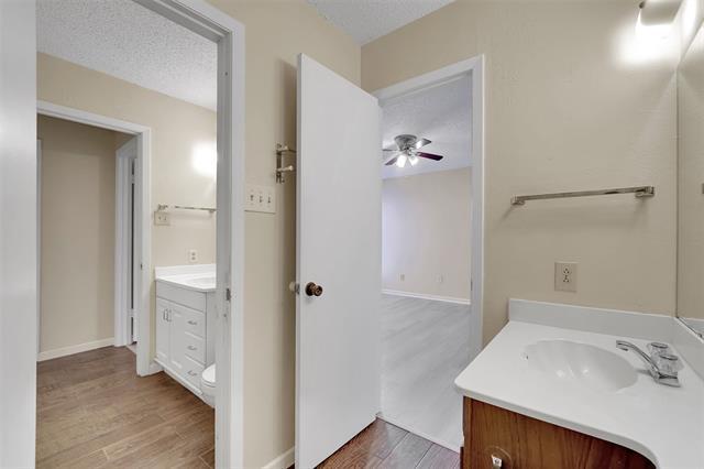 Building Photo - 5020 Palo Alto Dr